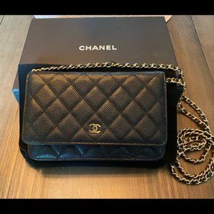 💋AUTHENTIC💋 💯Cha nel💯 flap black crossbody bags